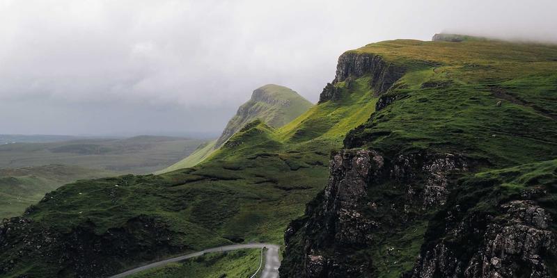 智煌石材：超薄复合板如何革新建筑节能与室内覆墙？花岗岩安装工艺全解析